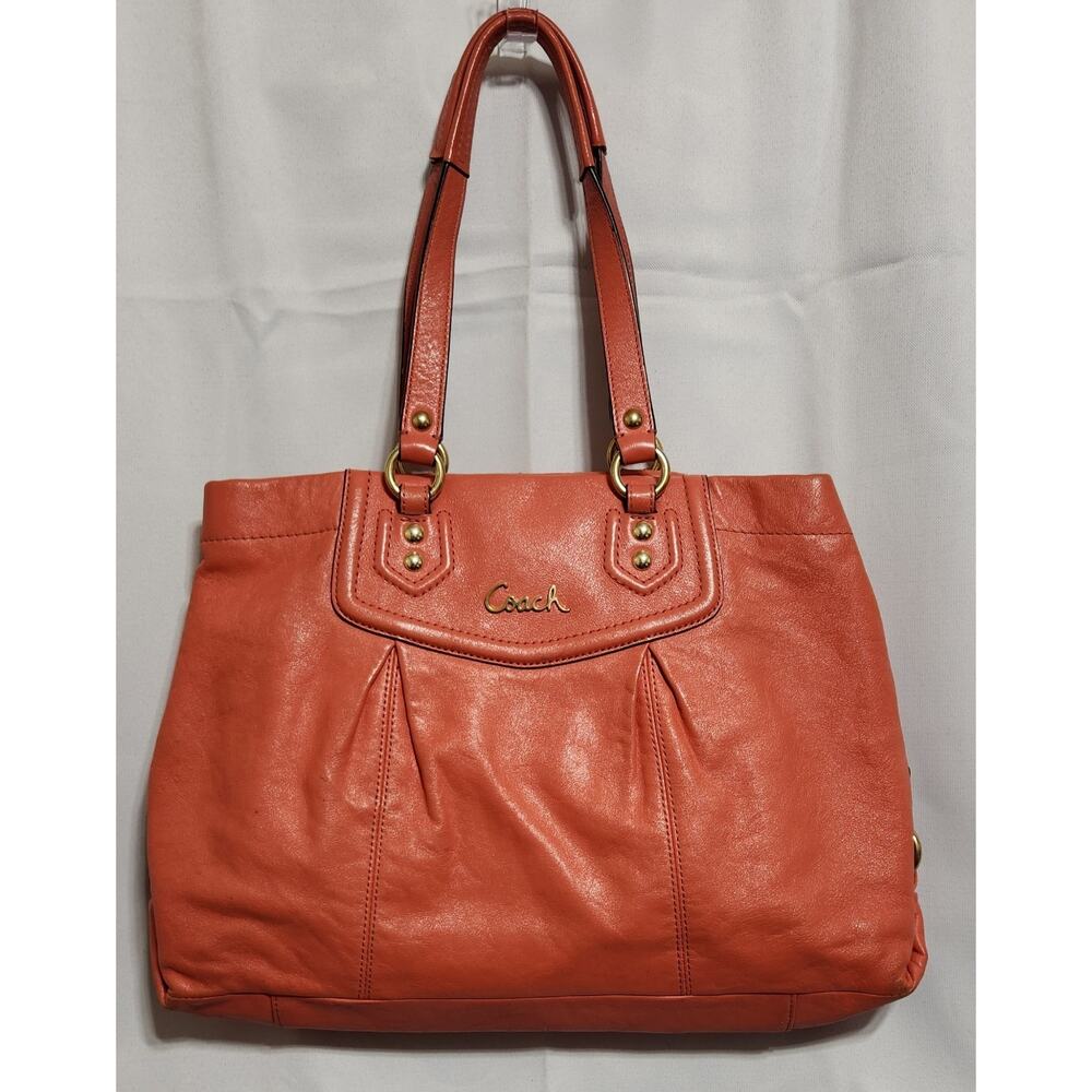 Coach‎ Ashley Leather Carryall F19243 Salmon No Shoulder Strap Or Hang Tag